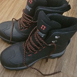 Swiss tech mens size 8 boots